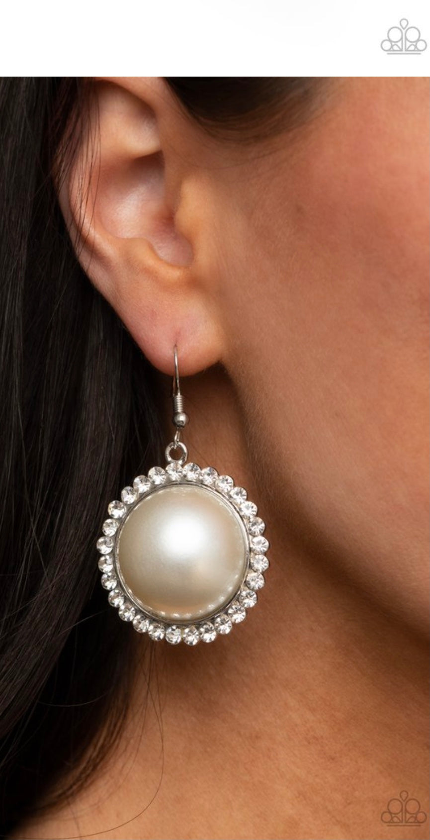 Esteemed Elegance- White