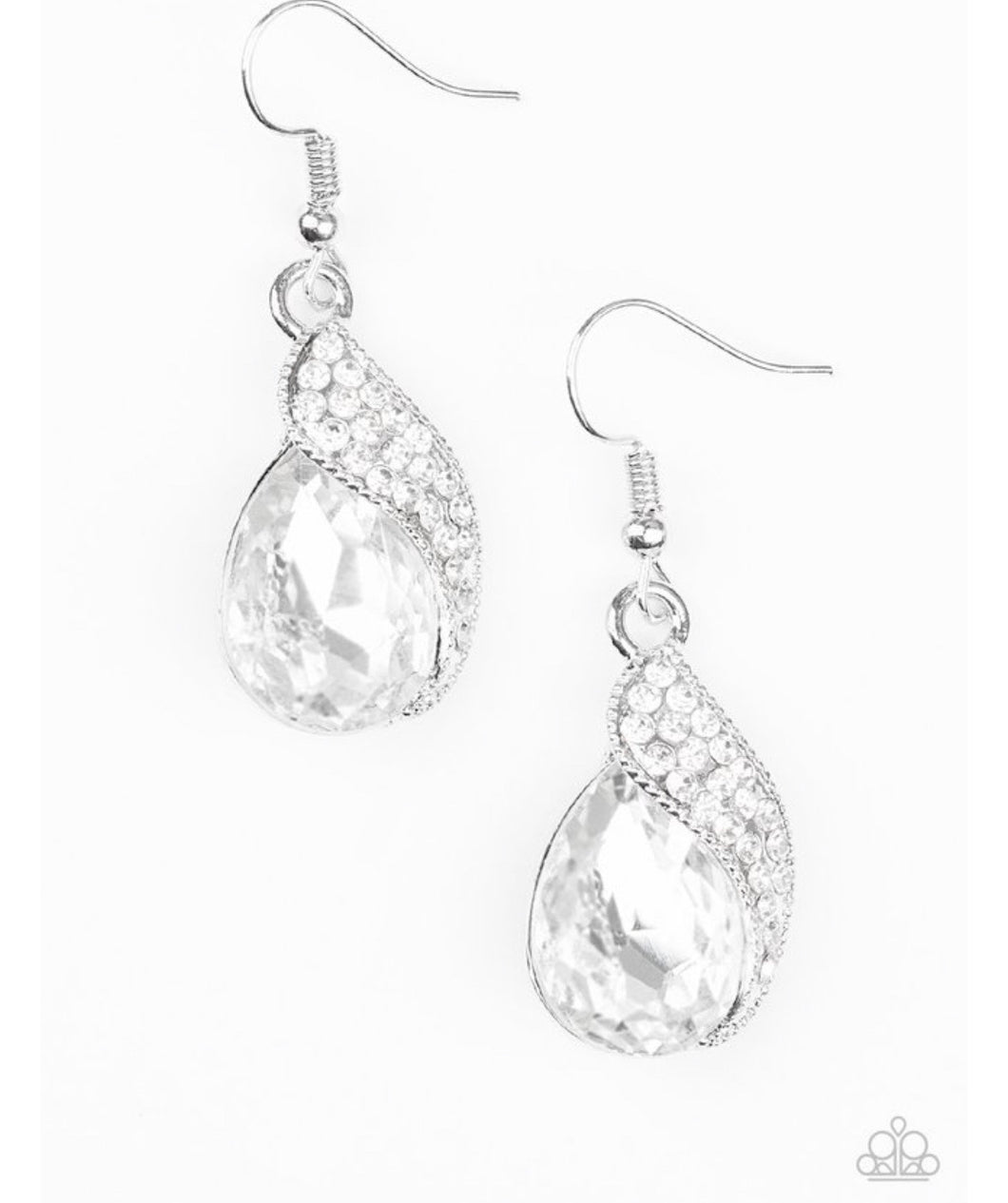 Easy Elegance- White