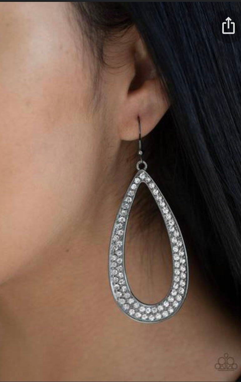 Diamond Distraction- Black