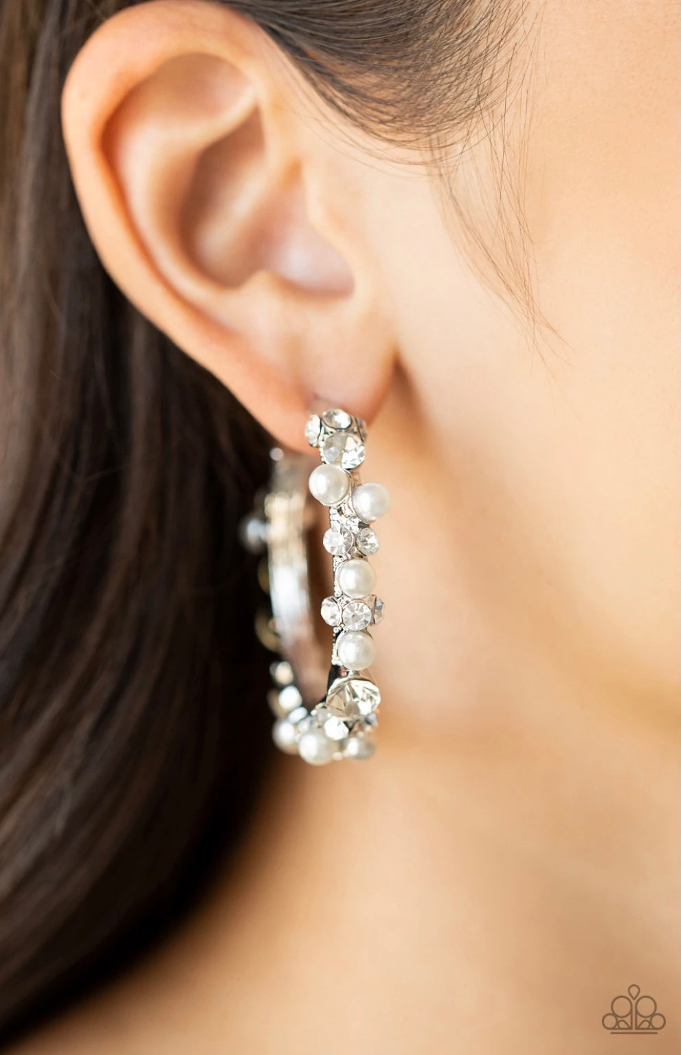 Let There Be Socialite