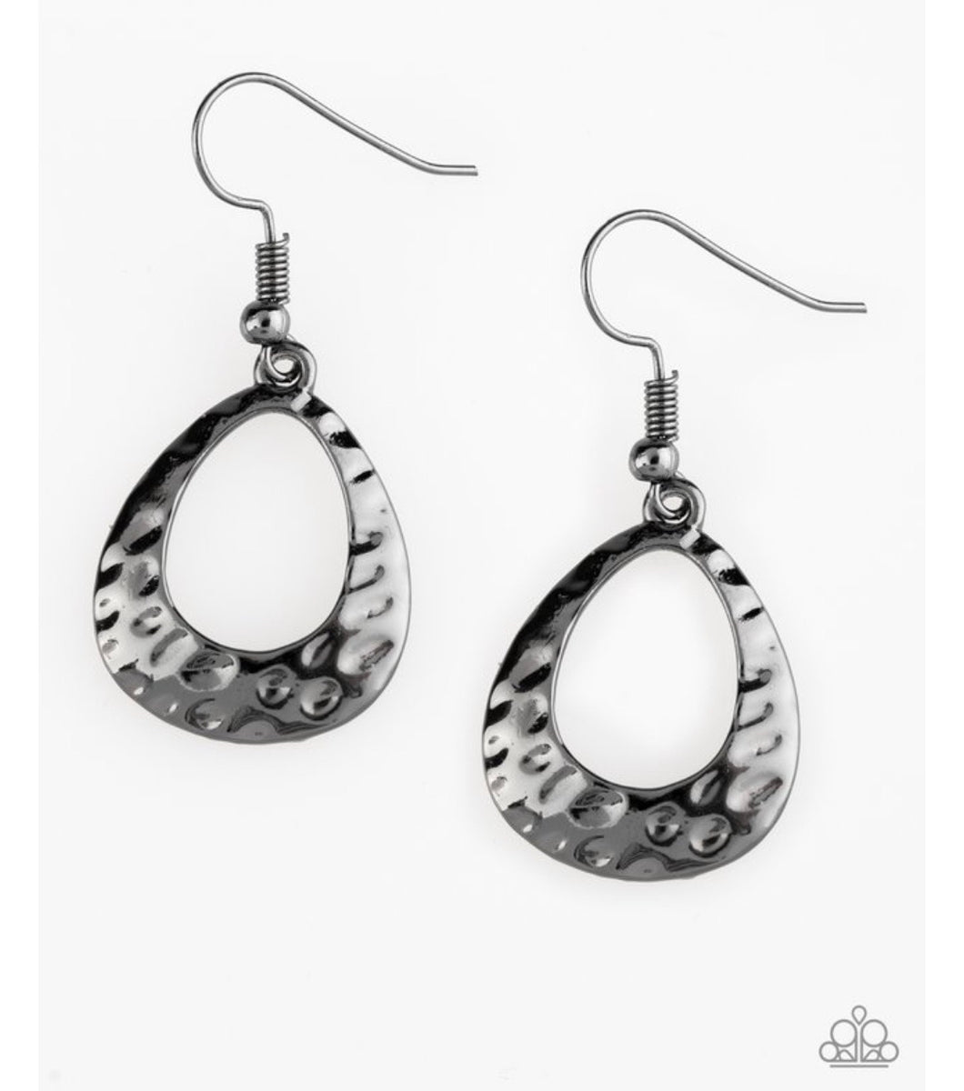 Radiantly Rugged- Black