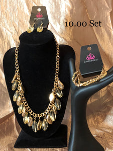 Fringe Fabulous Necklace- Gold (Sets)