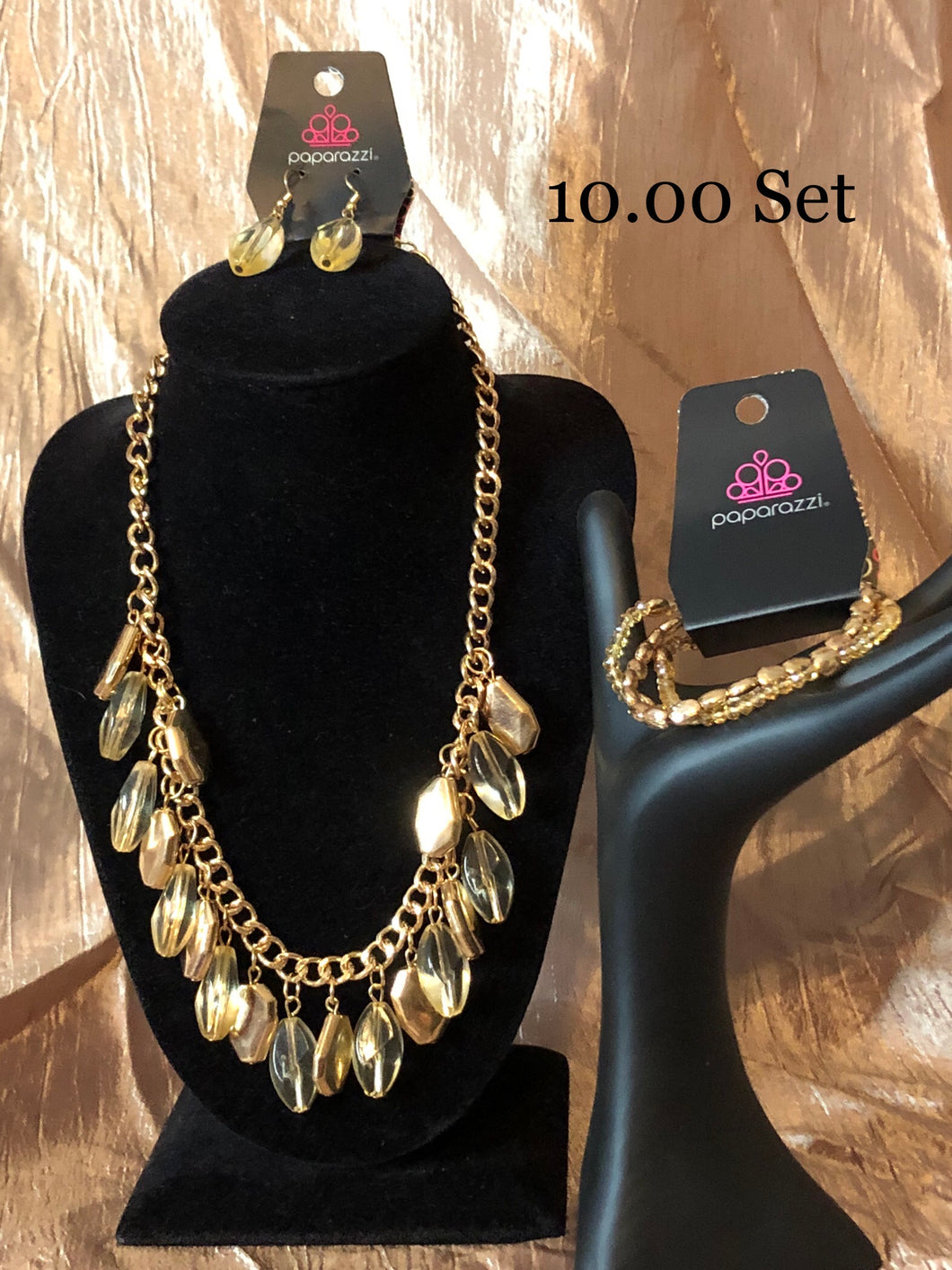 Fringe Fabulous Necklace- Gold (Sets)