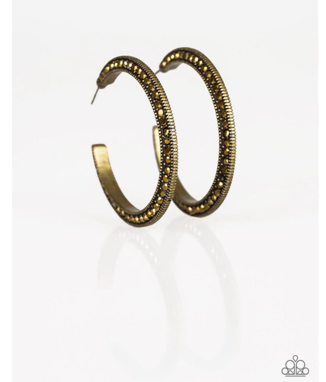 Dazzling Diamond-naire- Brass